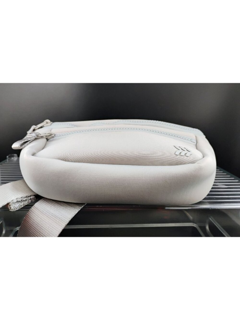 All in Motion Small Beige Crossbody Waist Bag With Adjustable Strap - Picture 6 of 9